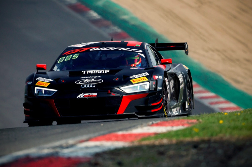 Dobbelt GTWC-podie til Sebastian Øgaard på Brands Hatch.
(Foto: SRO Motorsports Group)